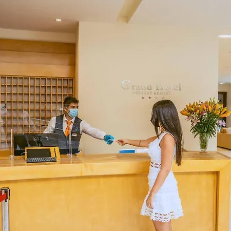 Semesteranläggning (resort) Grand 4*